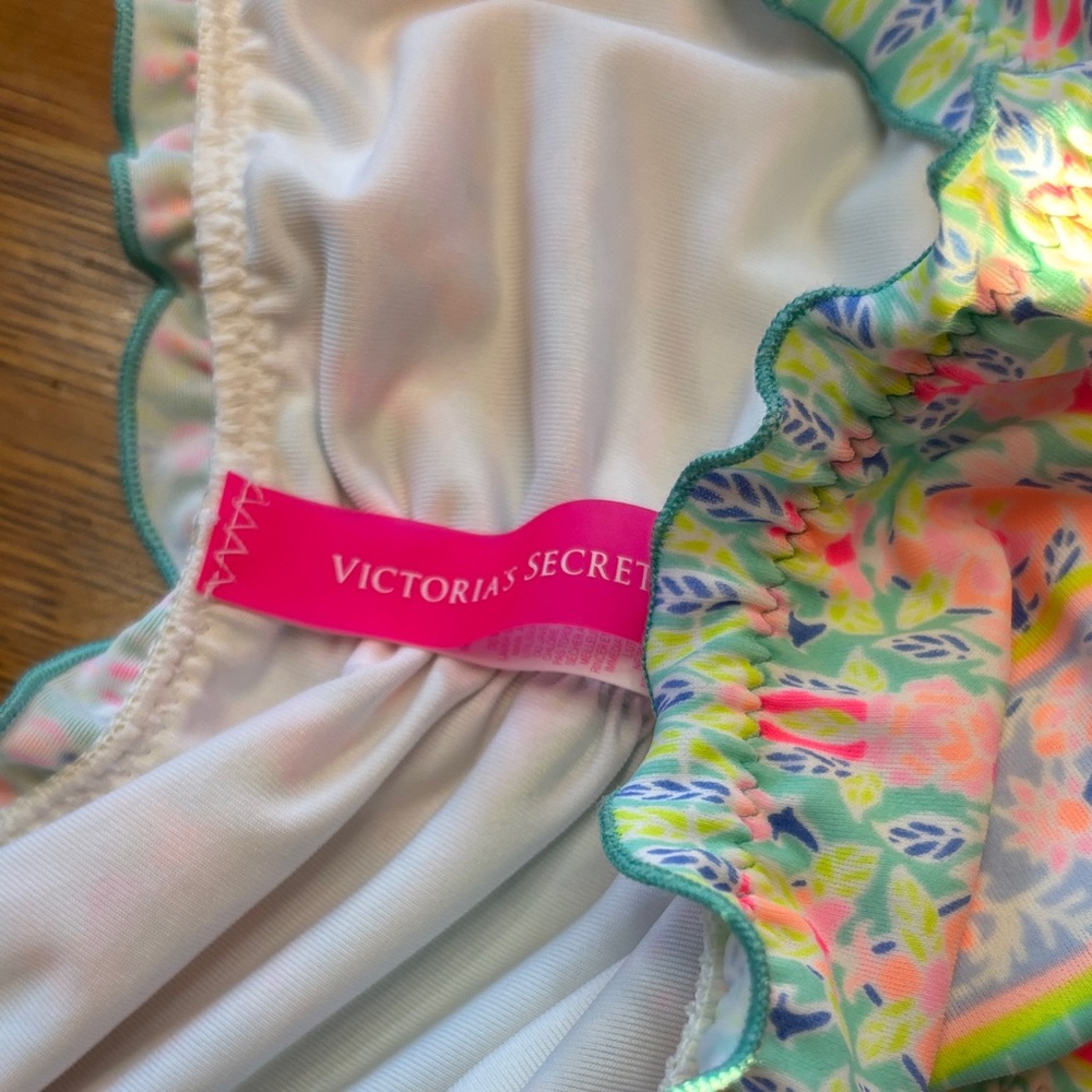 Floral Ruffle Bikini Bottoms - Picture 3 of 5